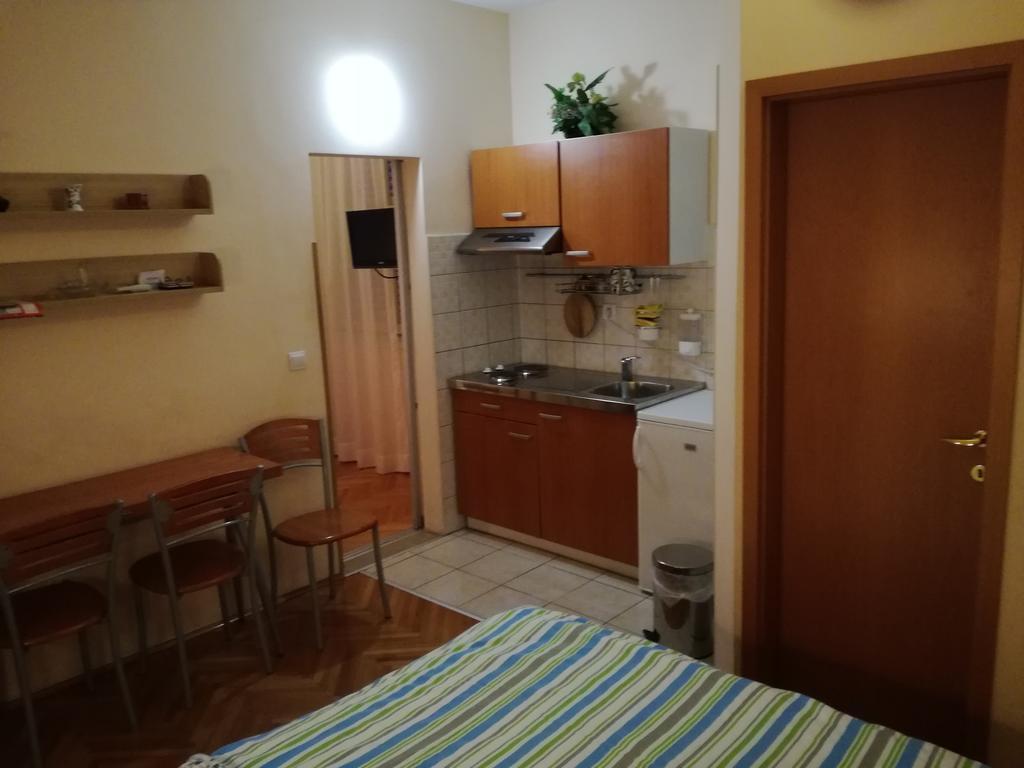 Apartments Kurtic Makarska Eksteriør billede